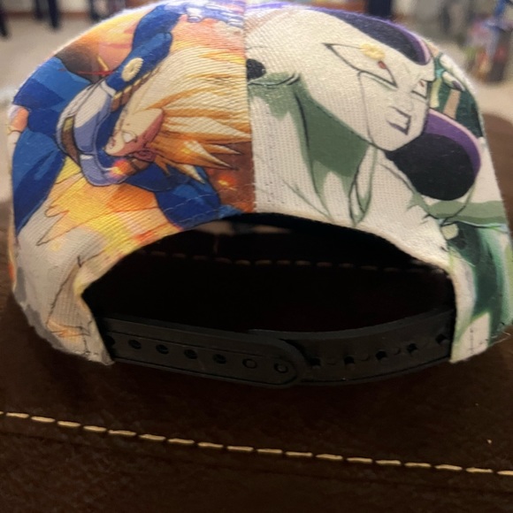 Dragon Ball Z Snap back HAT - Picture 5 of 9